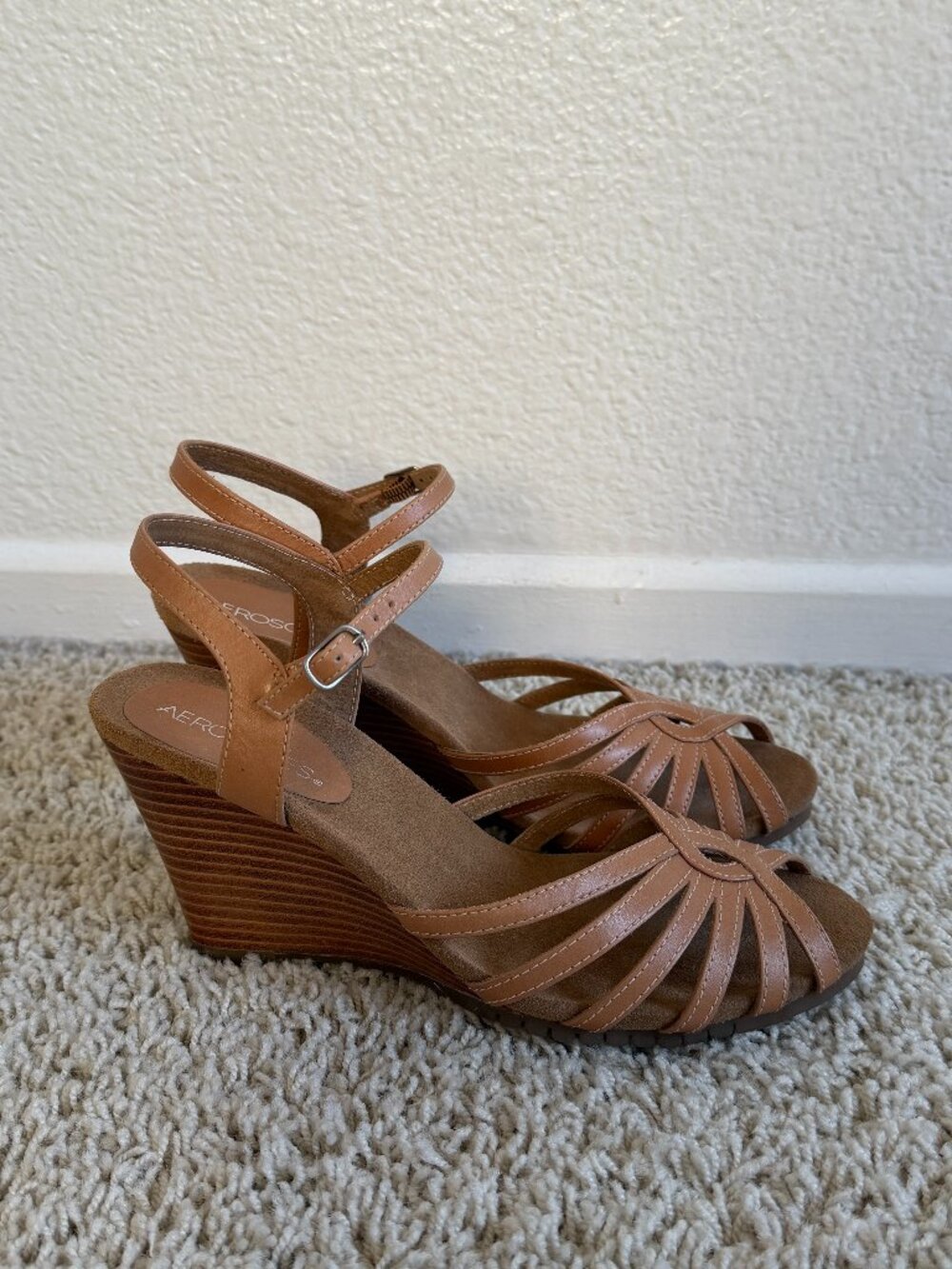 Aerosoles Strappy Wedge Sandals Tan Brown Size 7